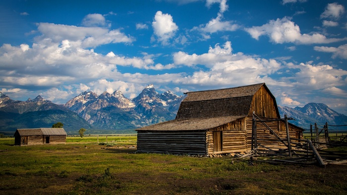 Barns and mountains in Grand Teton National Park