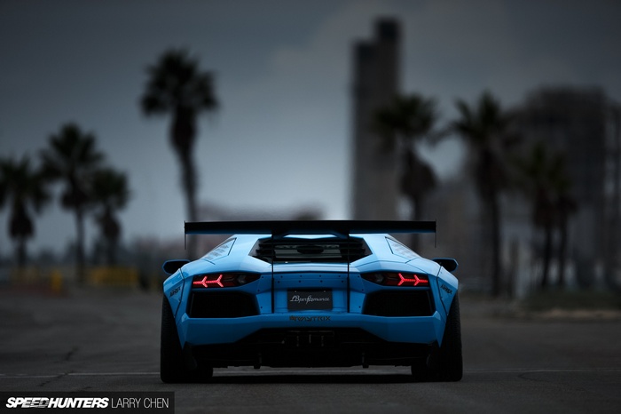 Blue Liberty Walk Lamborghini Aventador