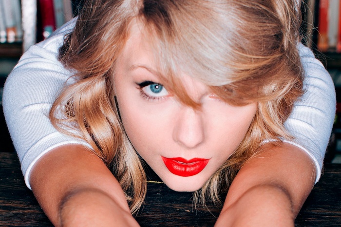 Taylor Swift Closeup with Red Lipstick