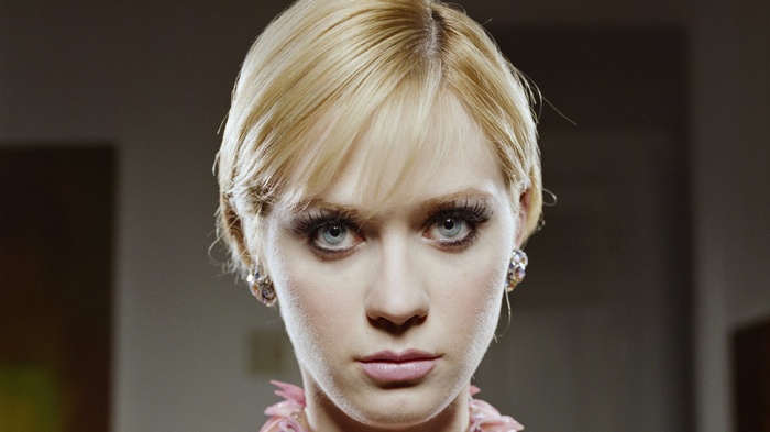 Zooey Deschanel blonde portrait