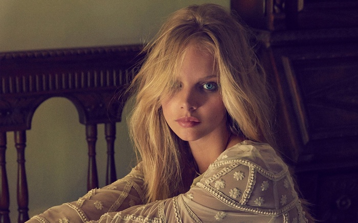 Marloes Horst with blonde hair and blue eyes