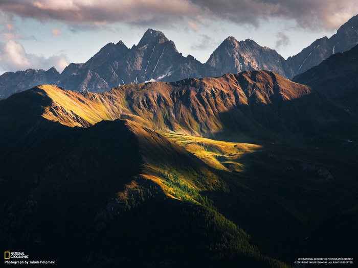National Geographic Mountains Landscape by Jakub Polomski