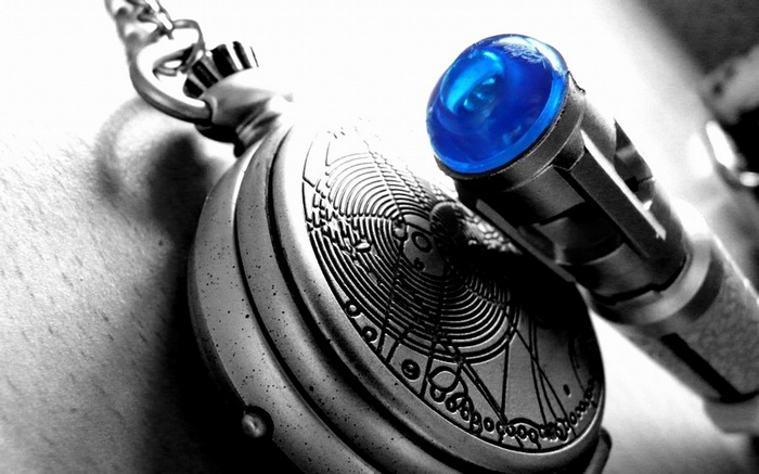 Doctor Who Sonic Screwdriver and Pocketwatch