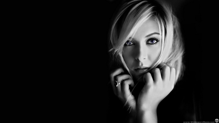 Maria Sharapova portrait with selective coloring