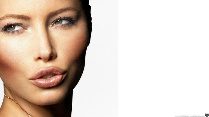 Jessica Biel close-up portrait