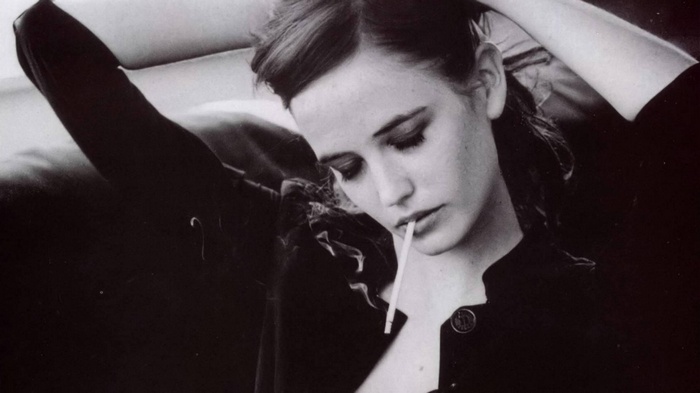 Eva Green smoking a cigarette