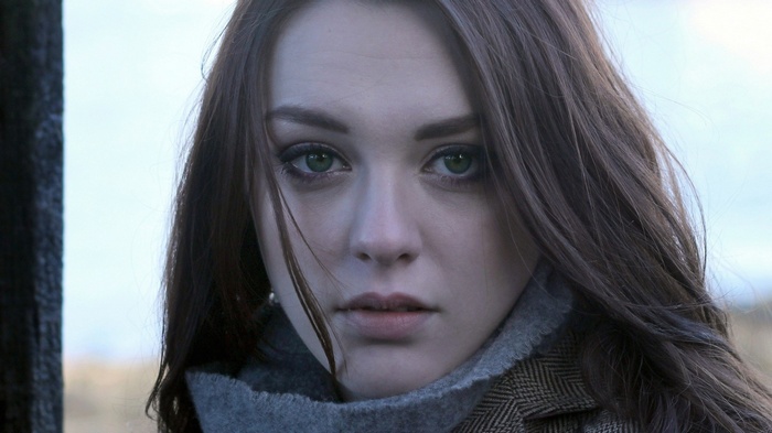 Imogen Dyer with green eyes and brunette hair