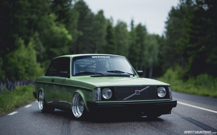 Stanced Volvo 240 BBS