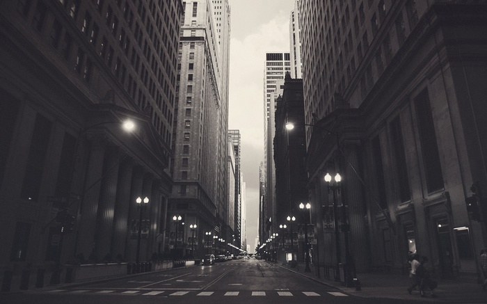 Chicago cityscape with tall buildings and streetlights