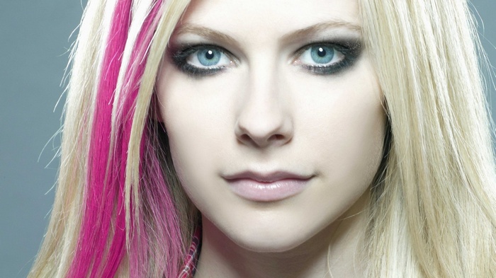 Avril Lavigne blonde portrait with pink streaks