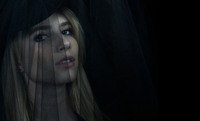 Emma Roberts in American Horror Story
