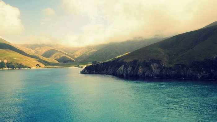 Coastal mountains and bay in New Zealand