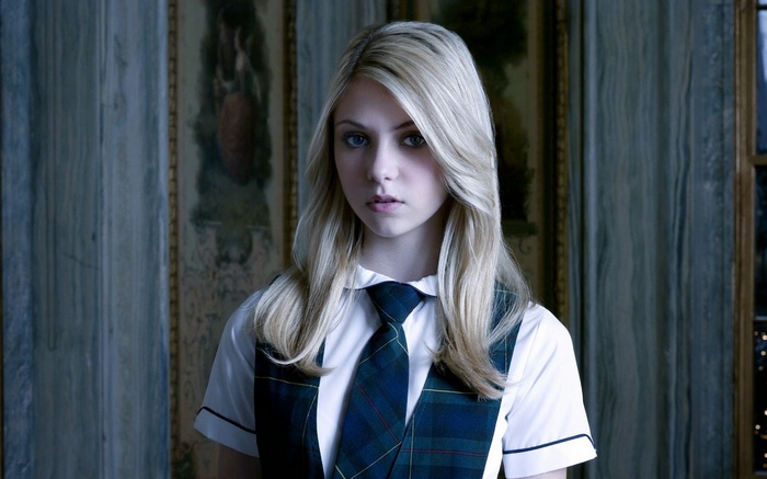 Taylor Momsen as Jenny Humphrey in Gossip Girl