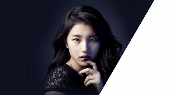 Suzy from Miss A with black lace top