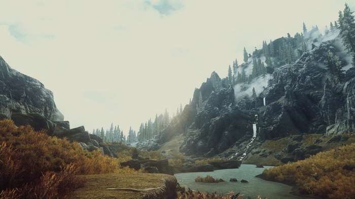 The Elder Scrolls V: Skyrim mountains and tundra landscape