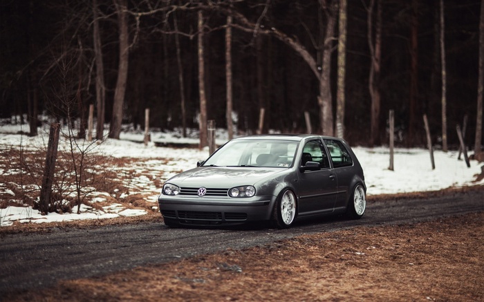 Volkswagen Golf IV Stance on a dirt road