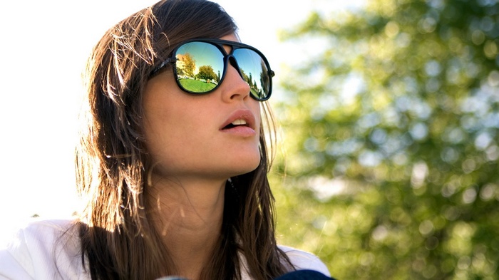 Woman wearing sunglasses outdoors