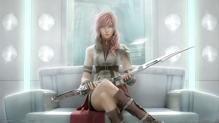 Lightning Farron from Final Fantasy XIII holding a gunblade