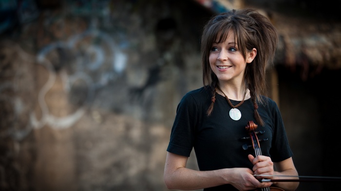 Lindsey Stirling with a violin