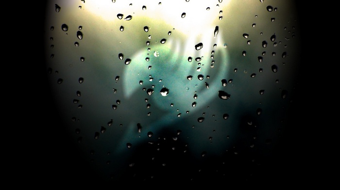 Fairy Tail logo with water drops on glass