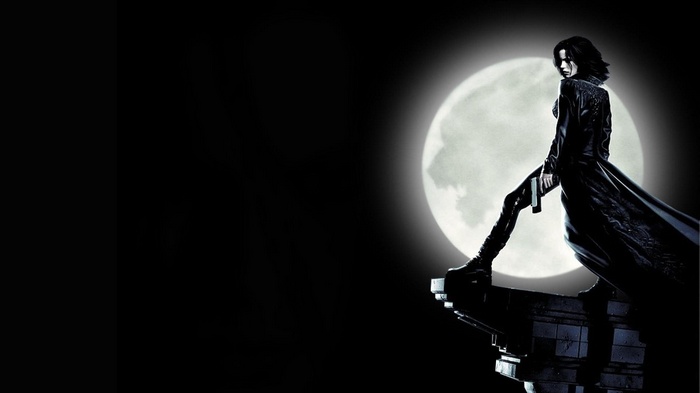 Kate Beckinsale as Selene in Underworld