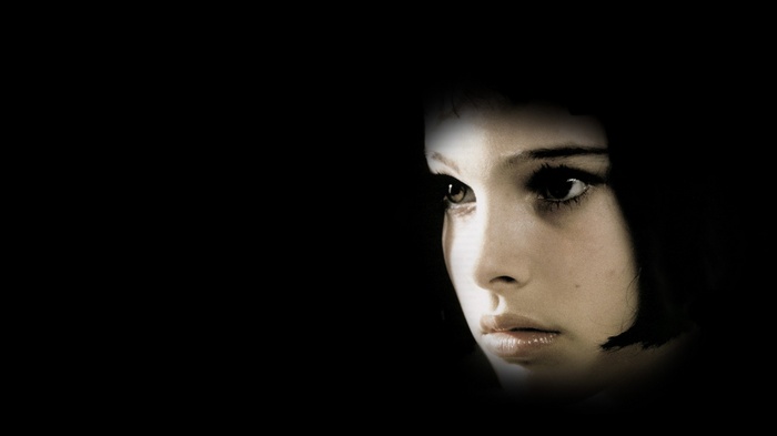 Léon: The Professional movie poster with Natalie Portman