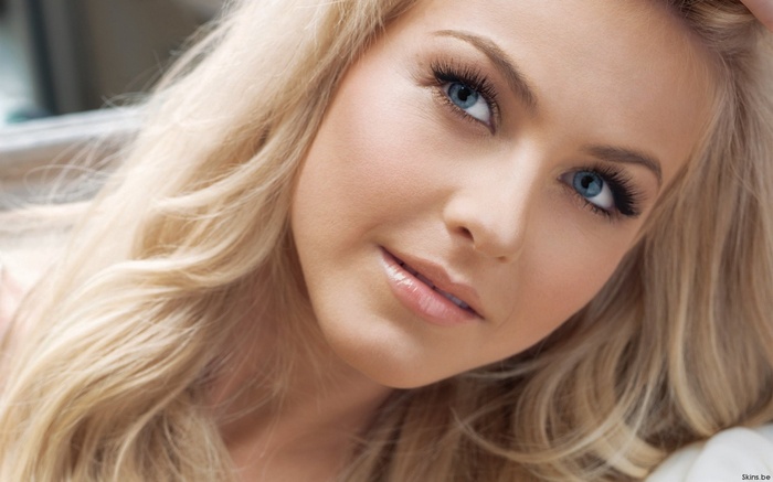 Julianne Hough blonde woman with blue eyes