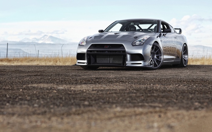 Silver Nissan GT-R with Boulder Nissan livery