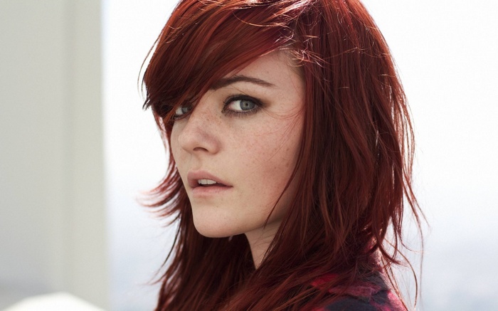 Redhead Kayla Maree portrait