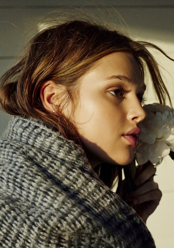 Anais Pouliot with a white flower