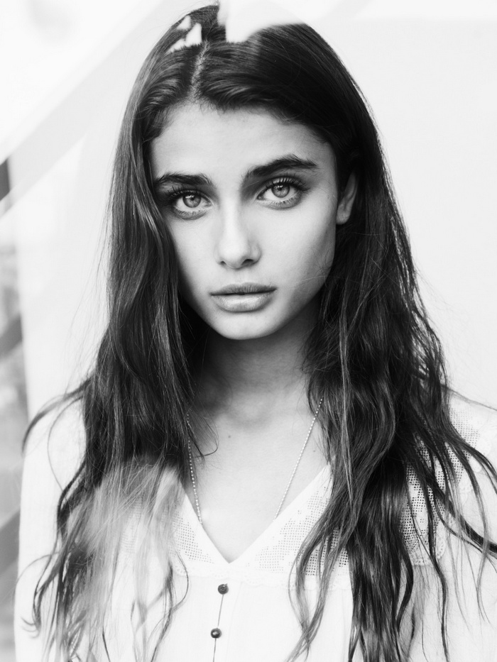 Monochrome portrait of model Taylor Hill