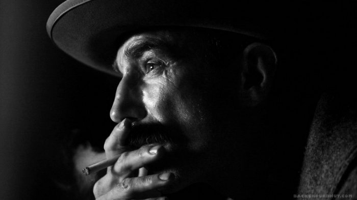Daniel Day-Lewis smoking in There Will Be Blood