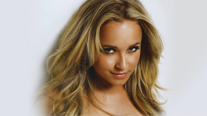 Hayden Panettiere blonde woman portrait