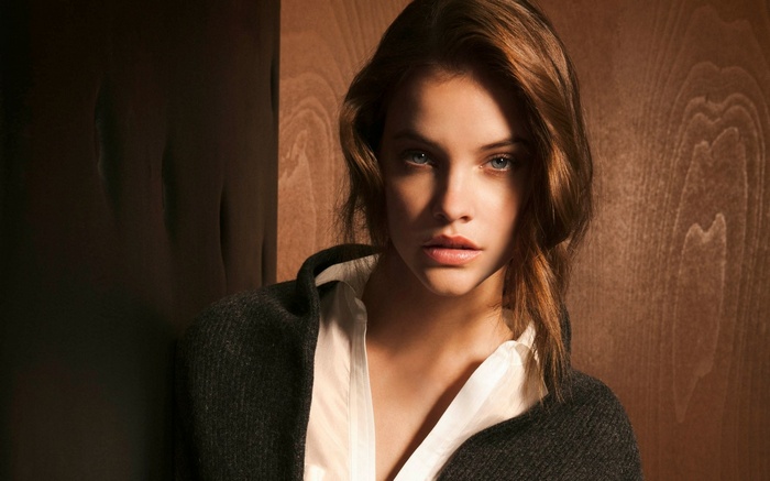 Barbara Palvin looking at the viewer