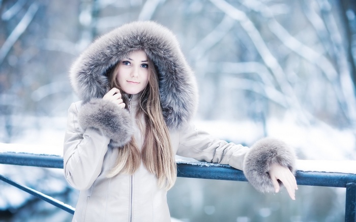 Russian Winter Women Outdoors Fashion Blonde Blue Eyes Fur Coats Model Smiling Long Hair Snow Straight Hair Brunette White Coat Women