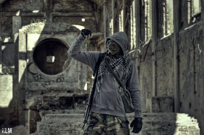 S.T.A.L.K.E.R. character in abandoned building holding a plant