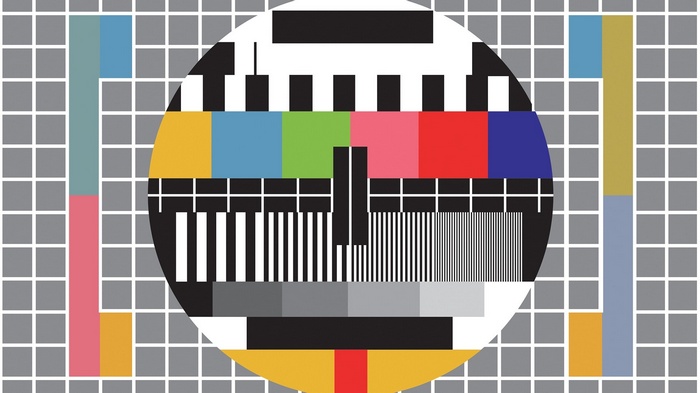 Color test pattern with grid