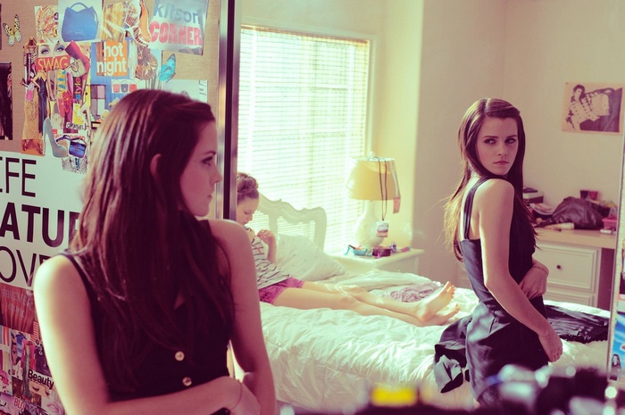 Emma Watson in a bedroom, The Bling Ring