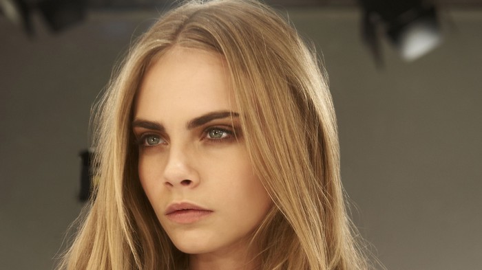 Cara Delevingne portrait photoshoot close-up
