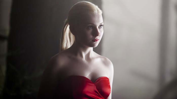 Abigail Breslin in a red dress