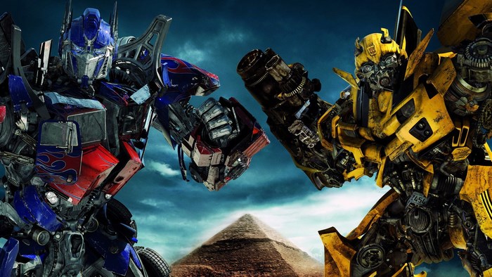 Epic Battle Between Two Giant Transformers Robots
