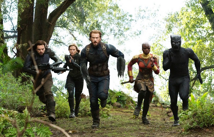Captain America, Winter Soldier, Black Panther, Black Widow running