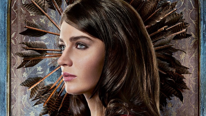 Eve Hewson as Maid Marian in Robin Hood 4K