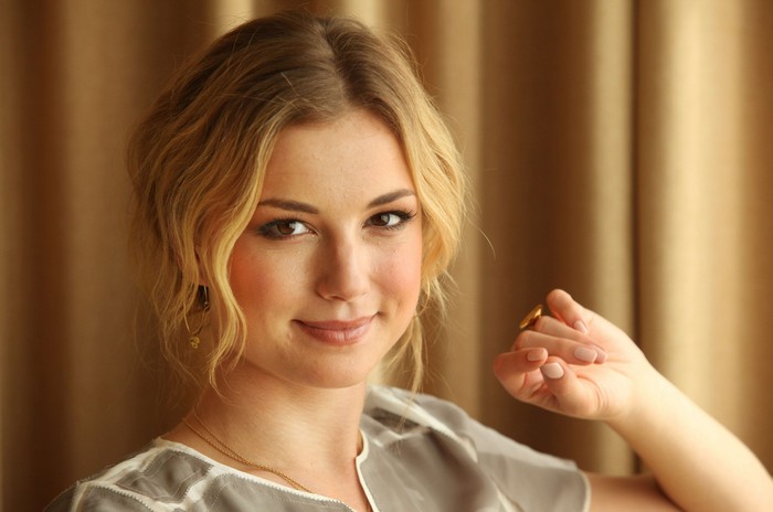 Emily Vancamp 4K