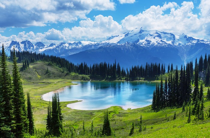Moraine Lake and snow-capped mountains