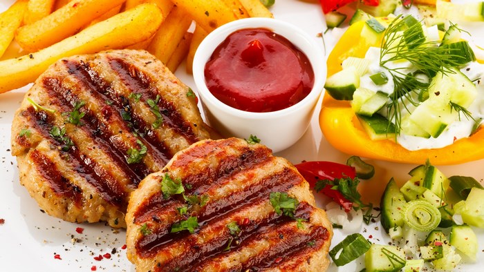 4K Grilled Patties with Fries and Salad