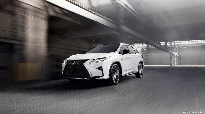 White Lexus RX 350 4K