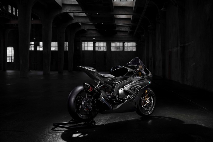 BMW H4 Race Motorcycle 4K