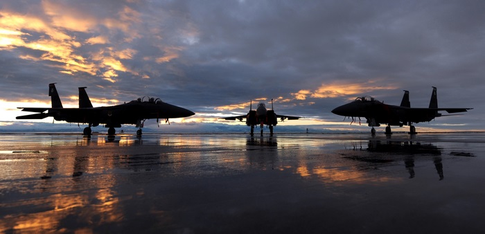 4K McDonnell Douglas F-15 Eagle Jet Silhouette