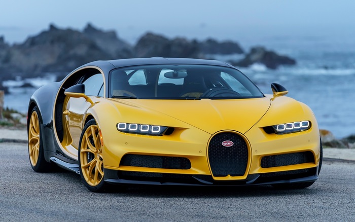 Bugatti Chiron 4K Supercar in Yellow and Black